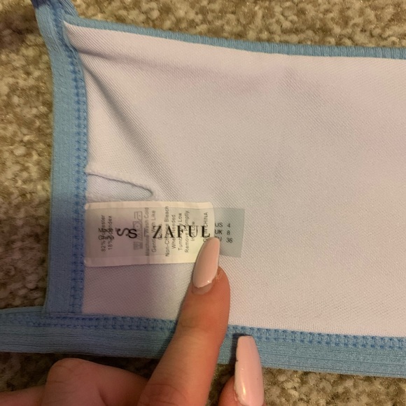 Blue bikini - Picture 4 of 4